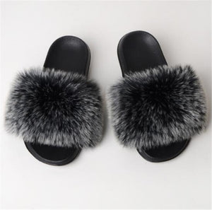 Open image in slideshow, Solid Color Faux  Fur Slides
